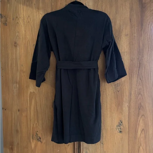 Coyuchi Organic Cotton Robe - Picture 2 of 3